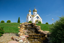 Храм